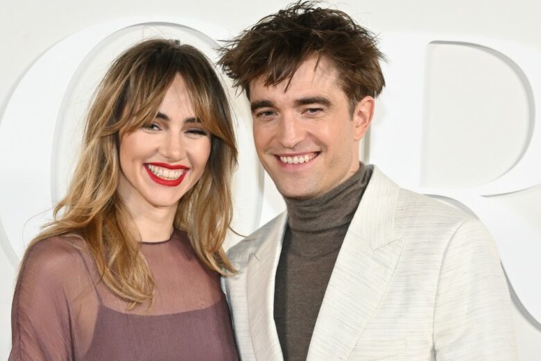 Suki Waterhouse è incinta: Robert Pattinson diventa papà!