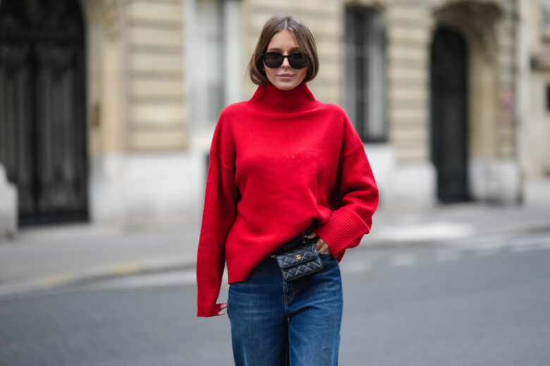 Voglia di un maglione rosso? Ecco 7 modelli da sfoggiare ora (e anche dopo la fine delle feste!)