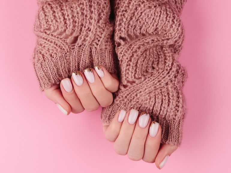 mobile unghie gel inverno 2024