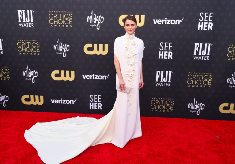 keri-russell-stephane-rolland-critics-choice