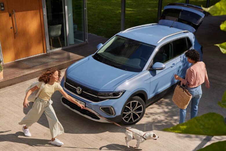 Milano Fashion Week 2024: Grazia.it e la nuova Volkswagen T-Cross viaggiano insieme