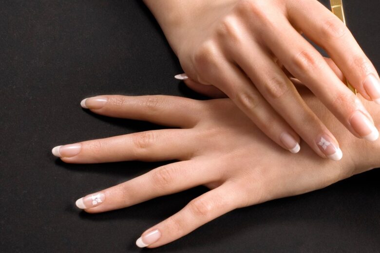 Tante idee per indossare una french manicure originale