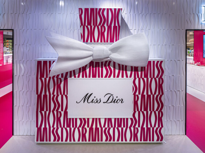 miss-dior-nuovo-profumo-2024-pop-up-store-rinascente-milano-19