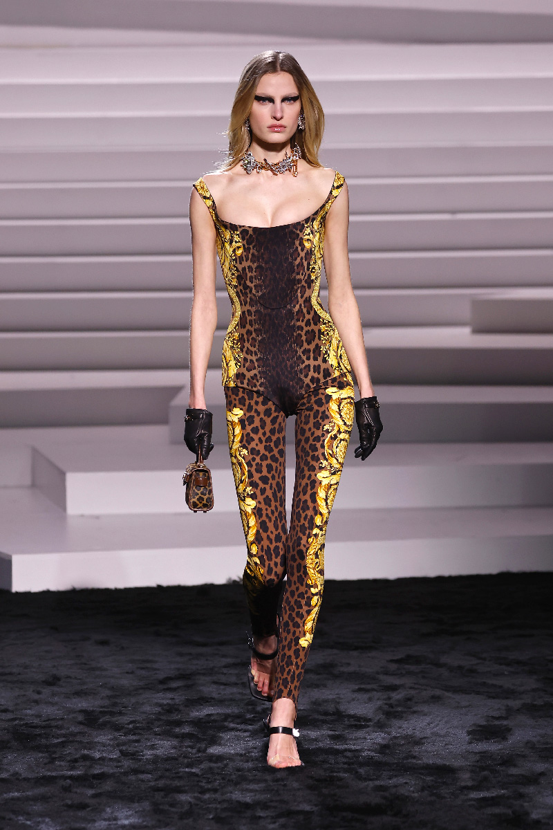 versace-fw24-5