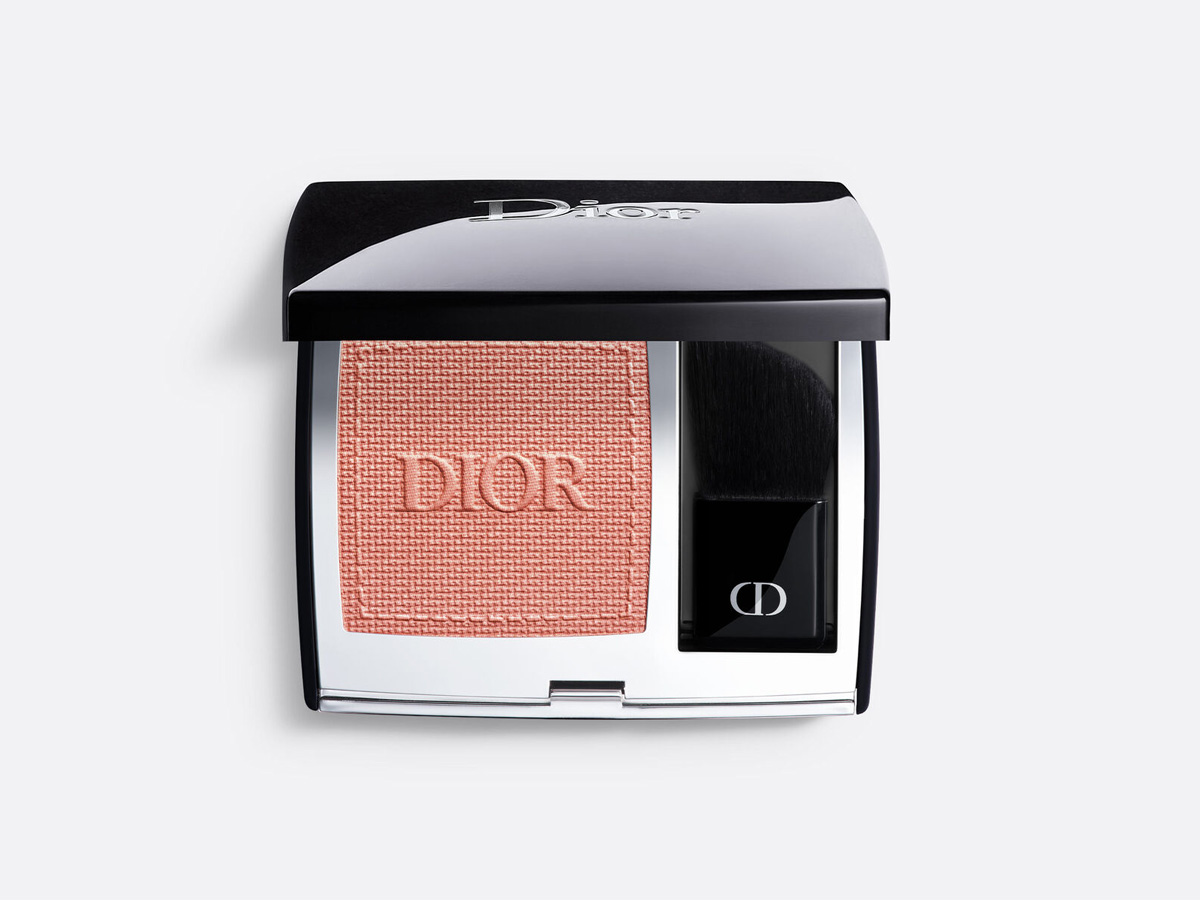 fard-trucco-come-applicare-il-blush-e-i-migliori-2024-00