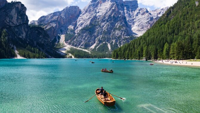 Dove andare al lago? I laghi più belli in Italia ed Europa - Grazia