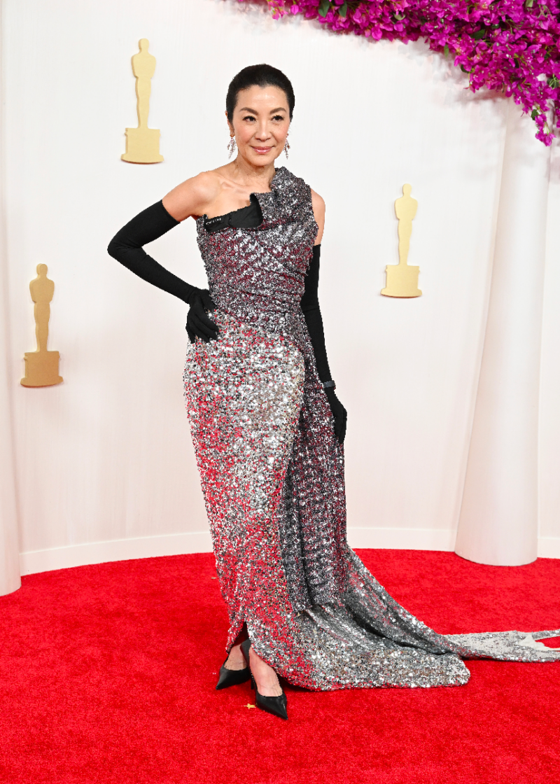 michelle-yeoh-balenciaga-oscar