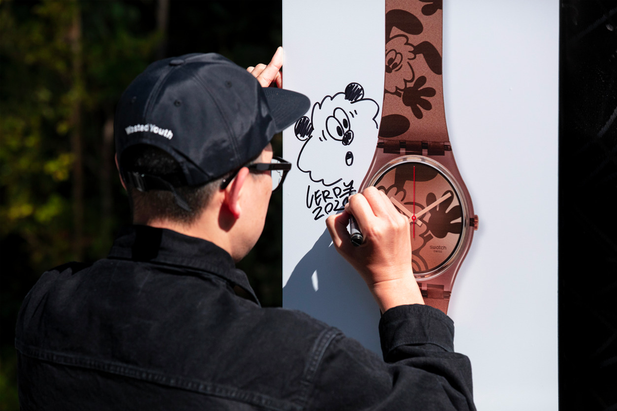 SWATCH-biennale-VERDY-orologio-vick