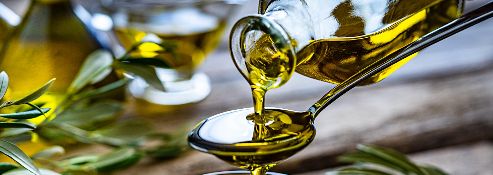 condimenti olio d'oliva hero