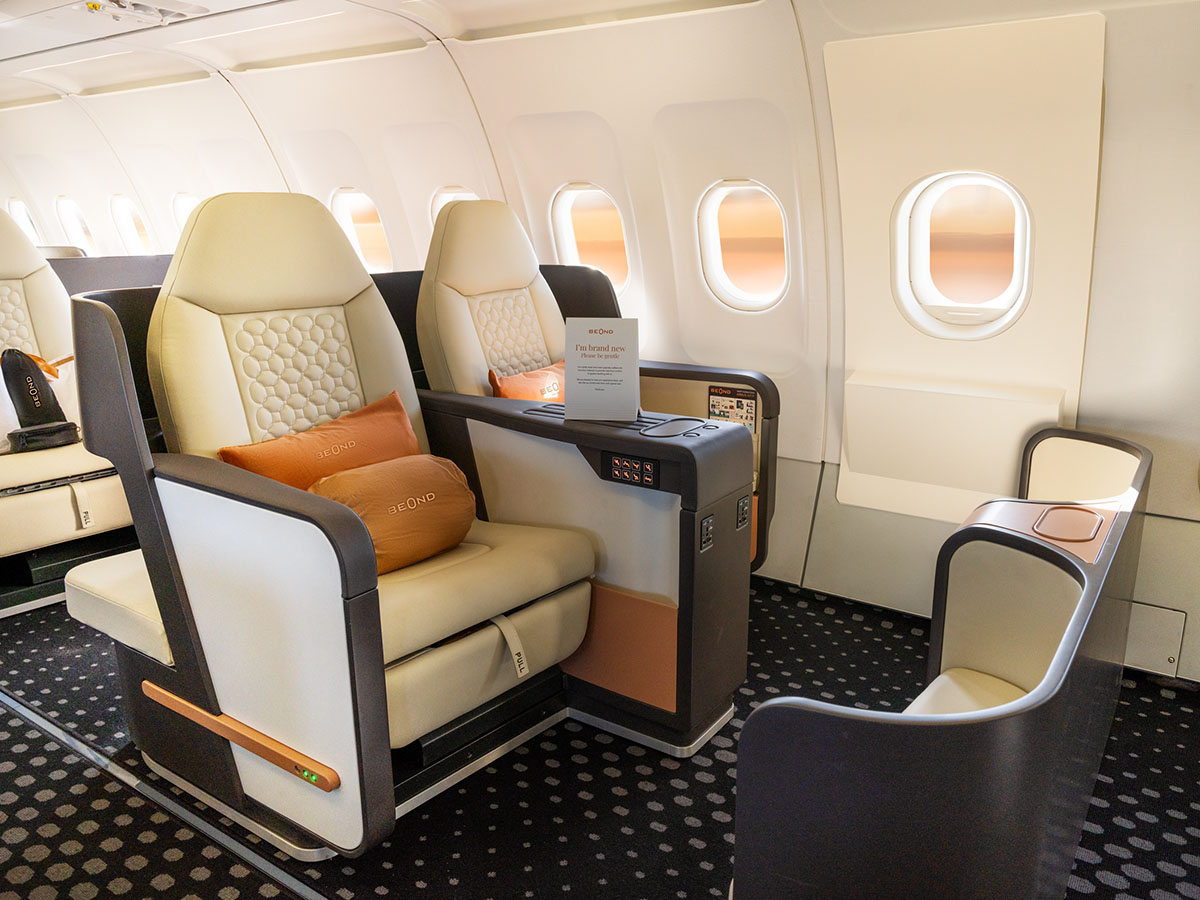 Aircraft-8QFBA-Interior-002