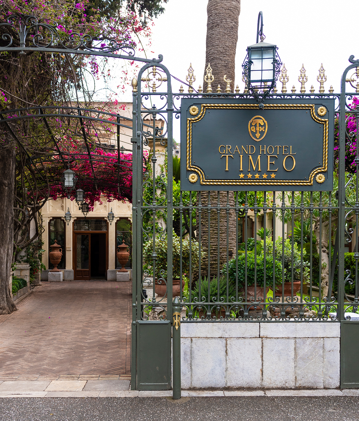 Dimples-Digital-Agency_Grand-Hotel-Timeo-(43)