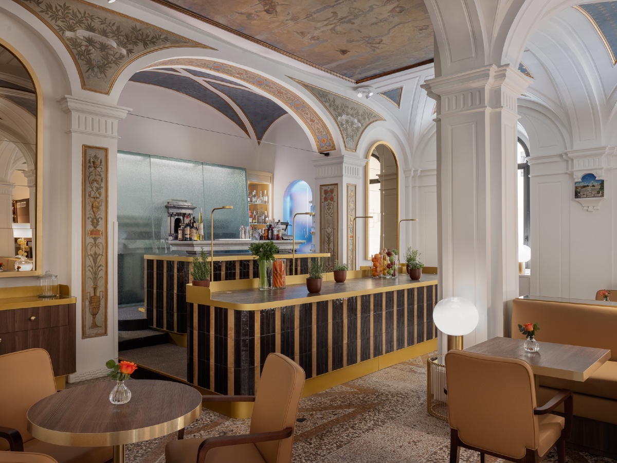 UE_MaisonRomaPiazzaDiSpagna_Roma_BarMargutta-2