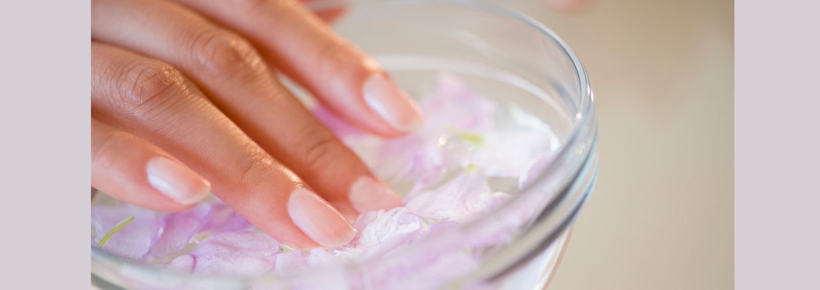 cover bubble bath nail