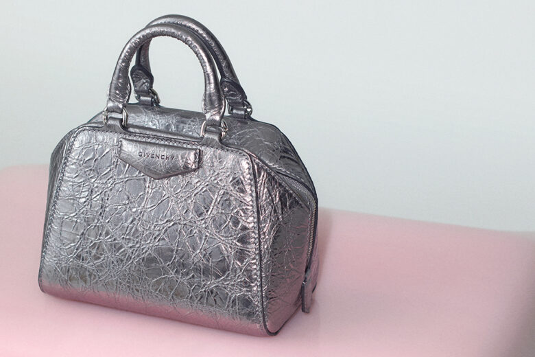 Givenchy presenta Antigona Cube, la nuova It bag per la Fall 2024