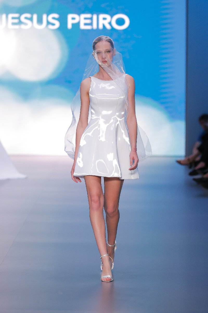 jesus-peiro-collezione-sposa-2025-abito-corto