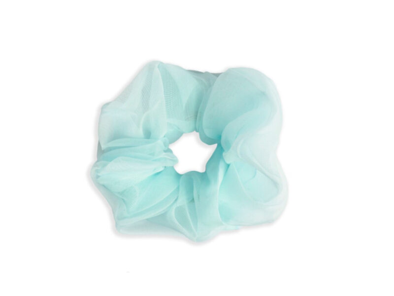 scrunchie-oversize-acconciature-capelli-maxi-elastico-tendenza-estate-2024-03