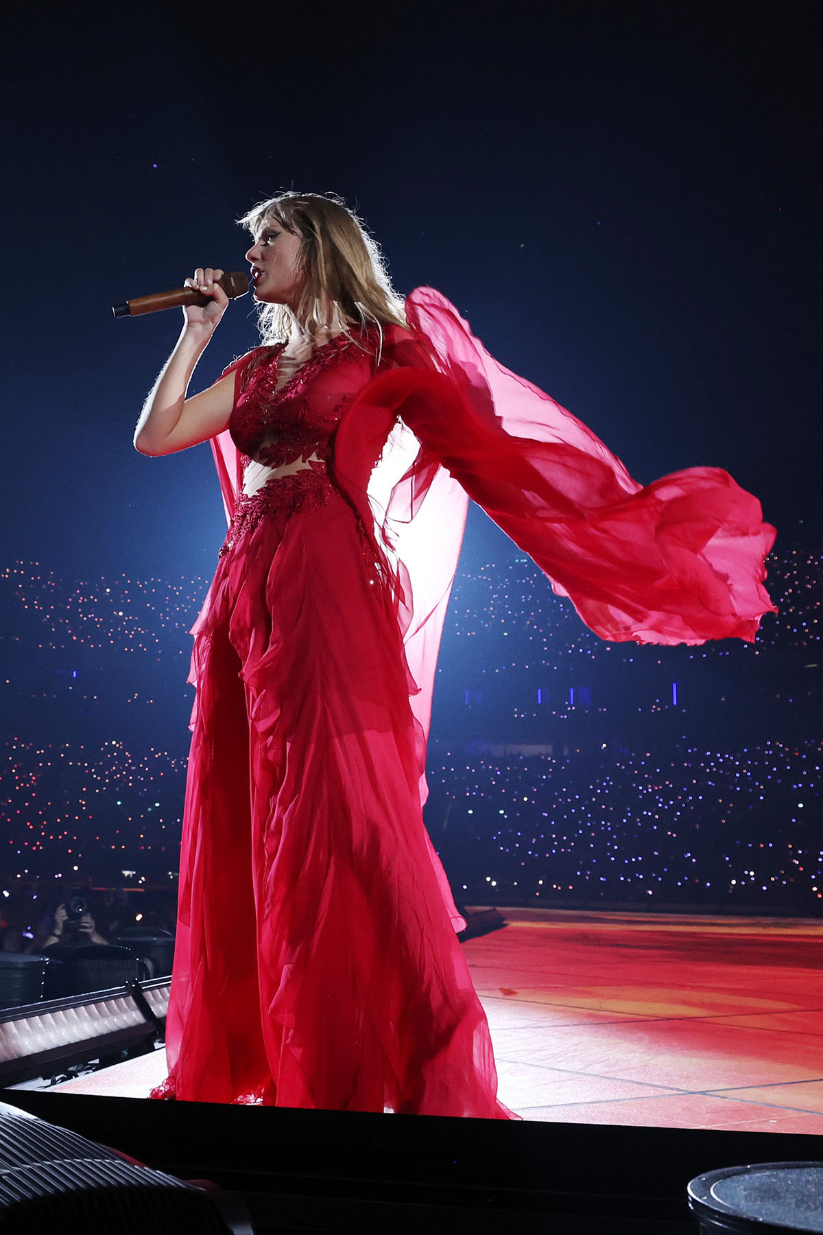 taylor swift tour ferretti