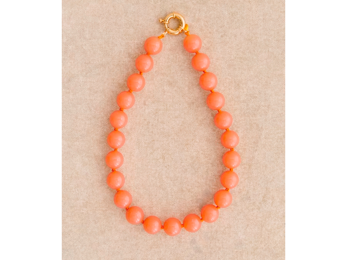 Collana-in-resina-e-ottone-sezane