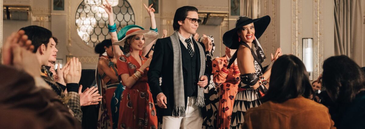 Becoming Karl Lagerfeld dekstop