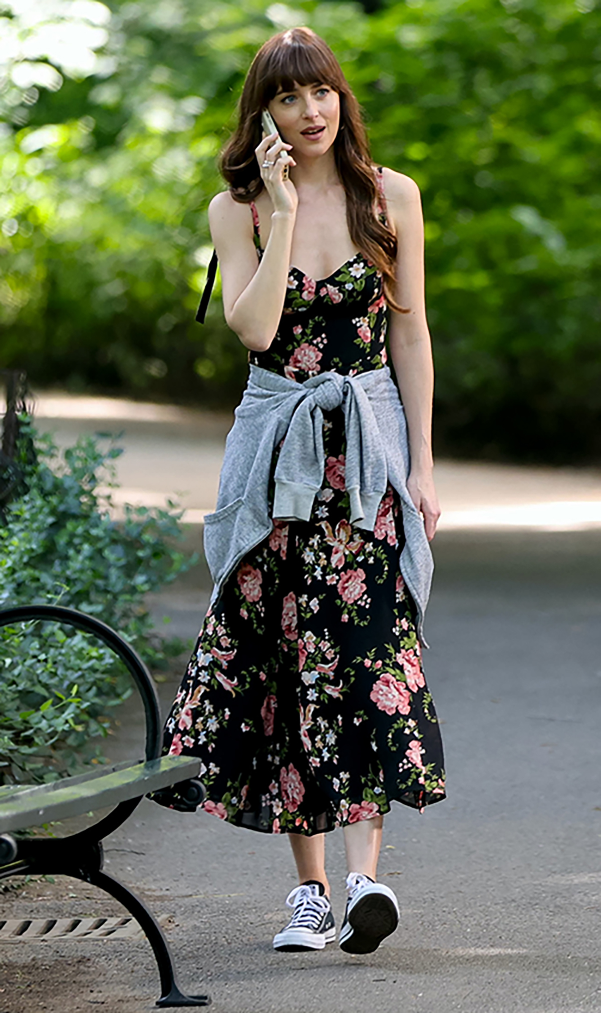 dakota-abito-a-fiori-getty