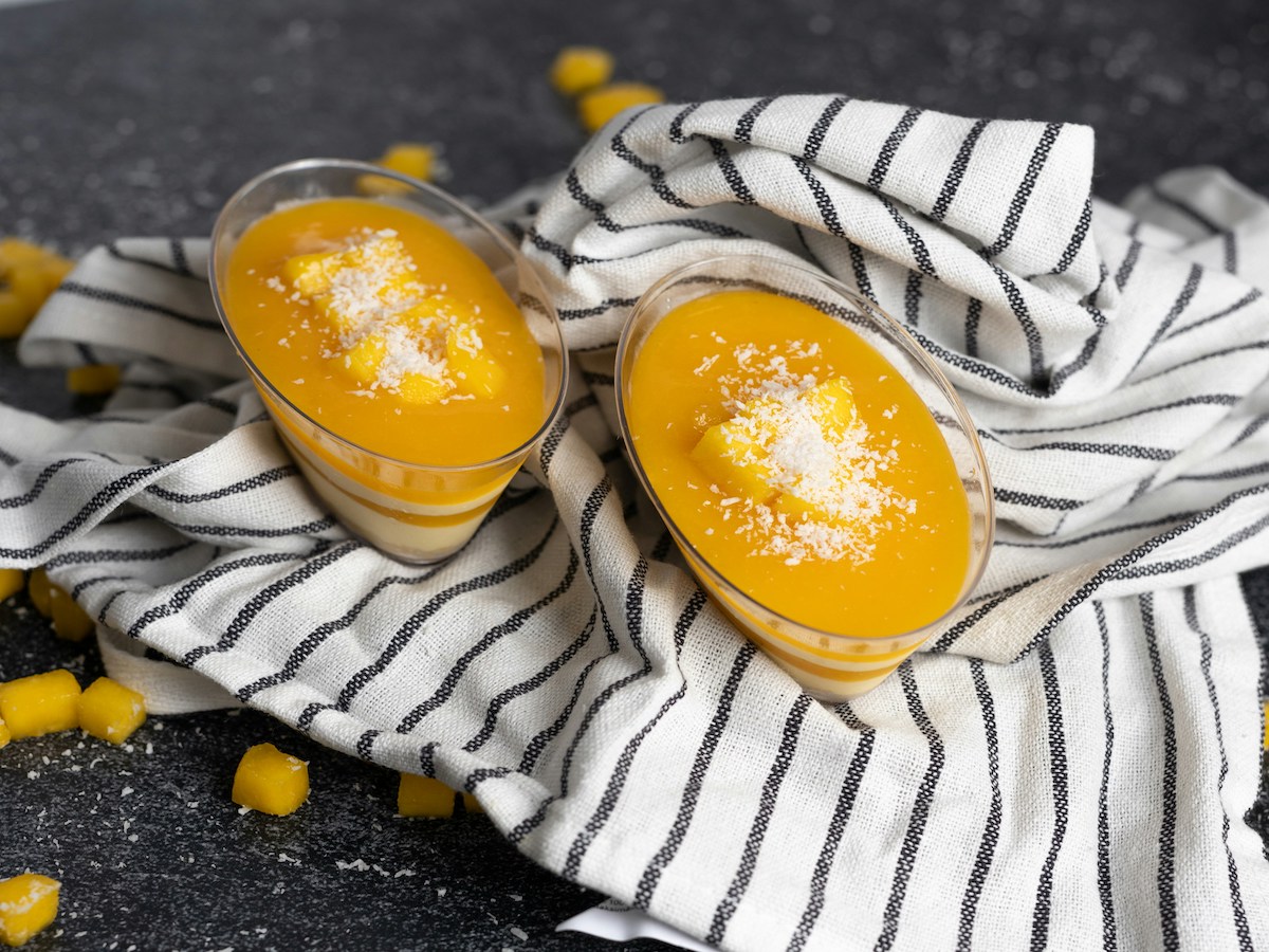 dessert mango