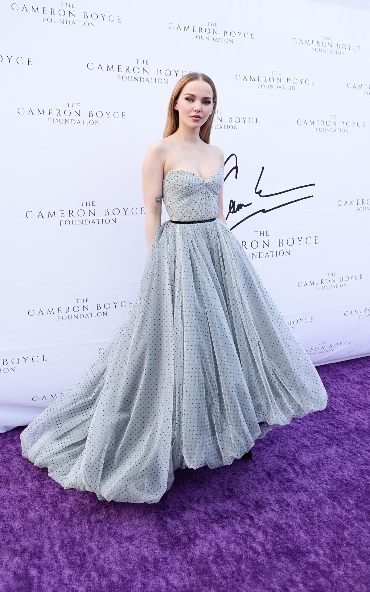 ok Dove Cameron