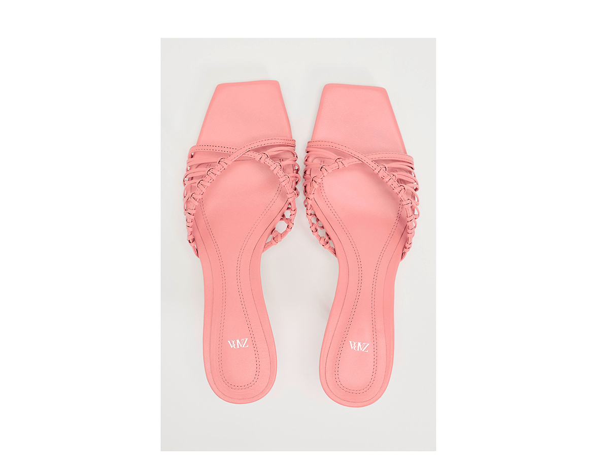 sandali-intrecciati-in-pelle-rosa