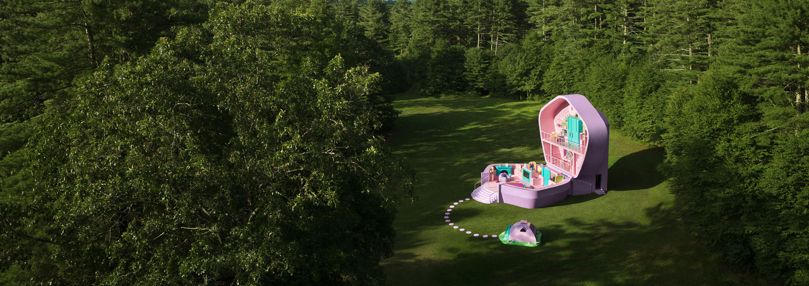 01_Airbnb_PollyPocket-Icons_Credit-Juan-Navarro-Above-Summit