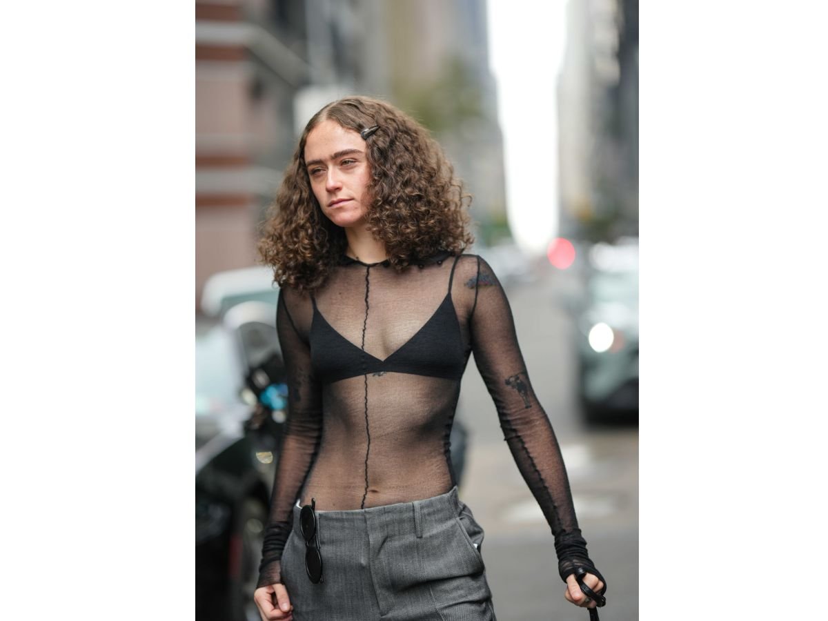 ella emhoff bob hair