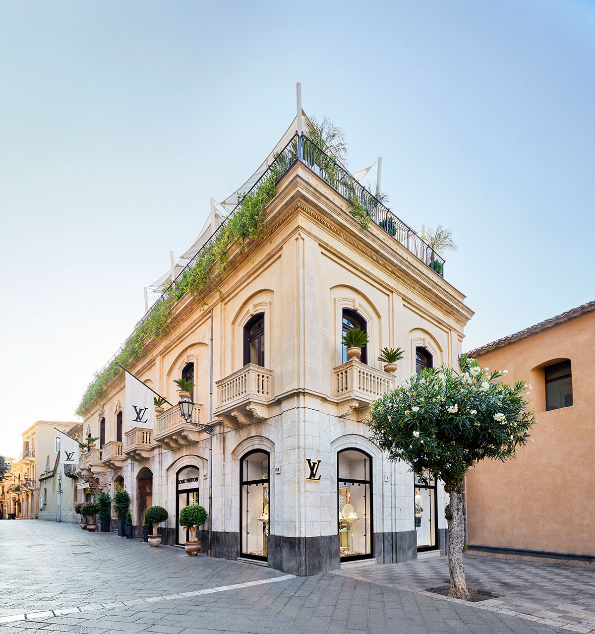 2056_LV_24-07-27_Taormina