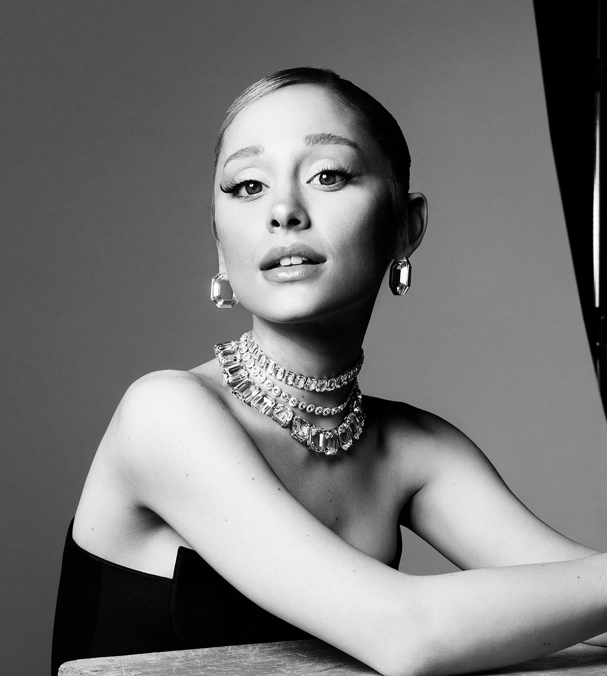 Ariana-Grande-Swarovski