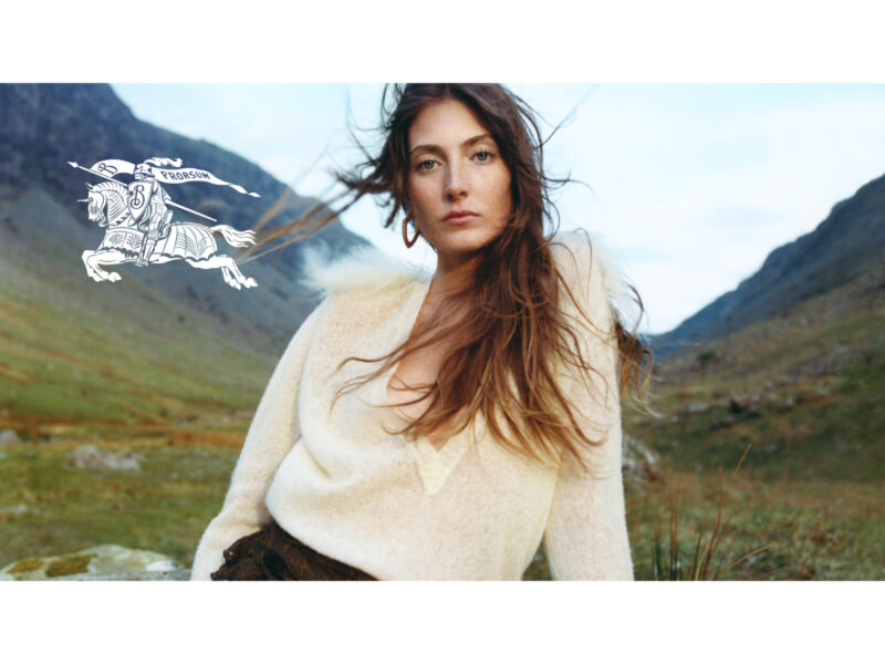 Burberry Winter 2024 Campaign(3)-2
