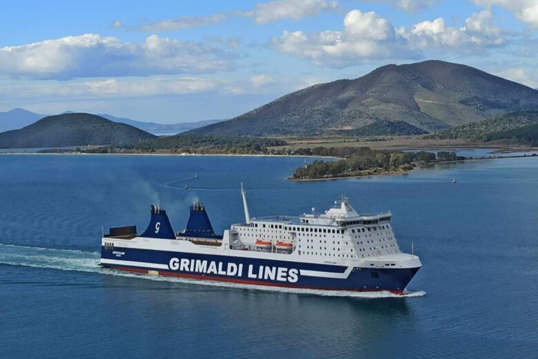 Destinazione Grecia? In nave, in poche ore, è subito vacanza