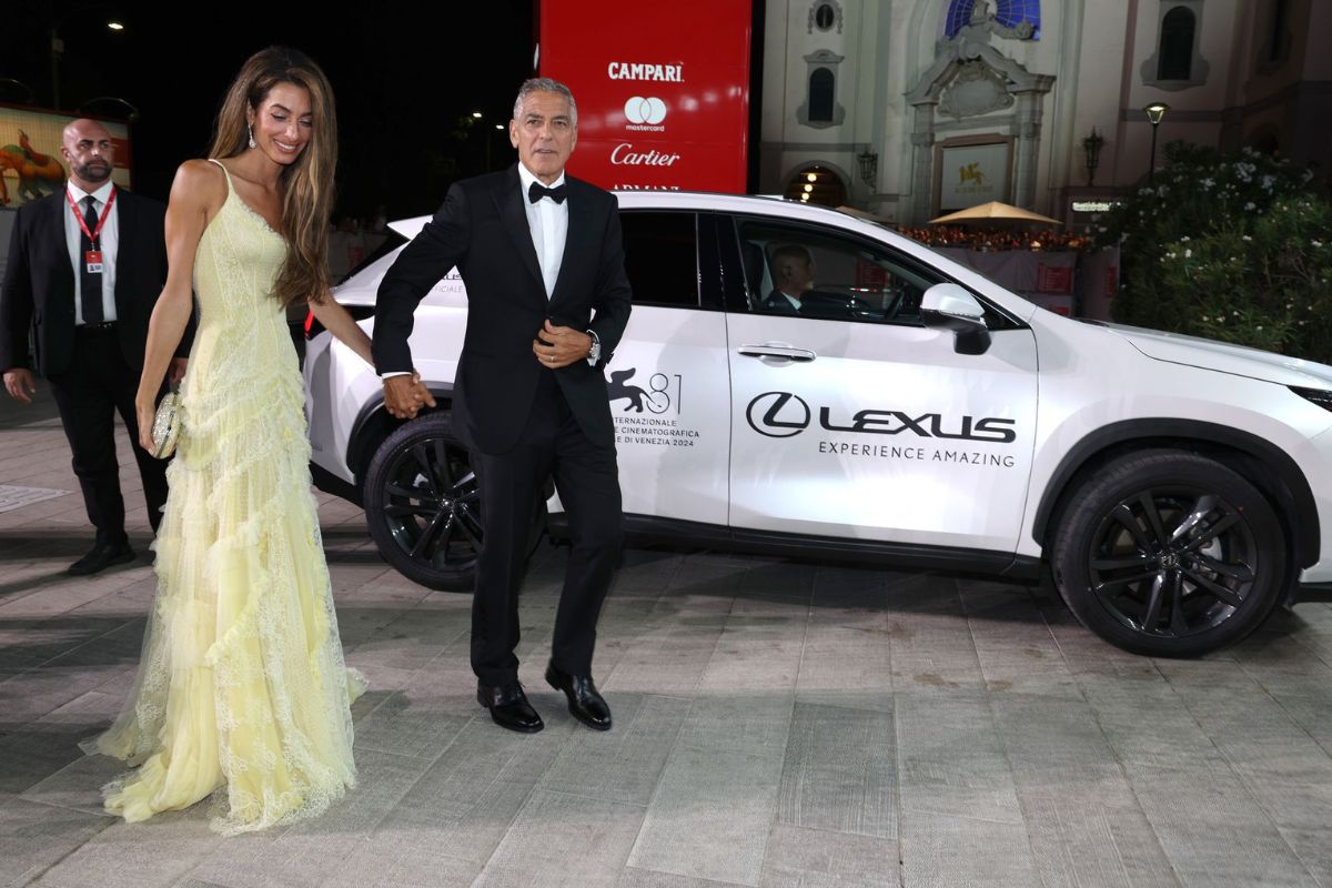 Lexus auto ufficiale Festival cinema Venezia (12)