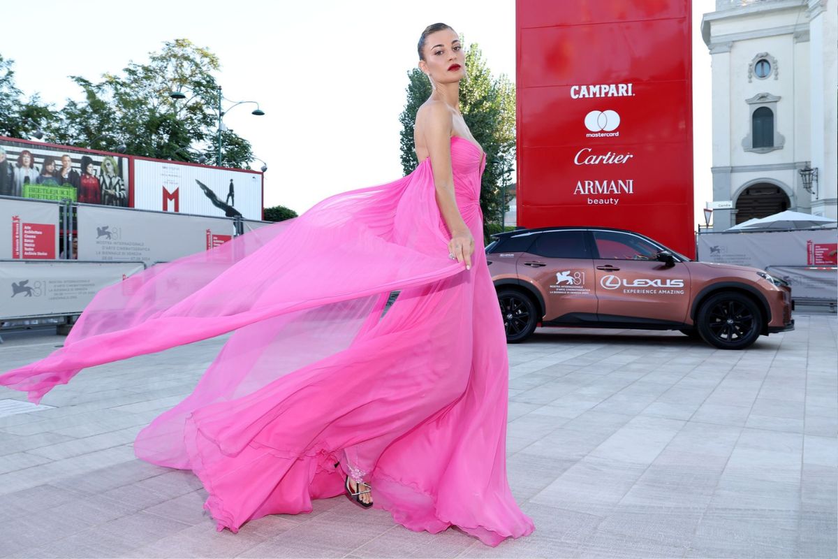Lexus auto ufficiale Festival cinema Venezia (7)