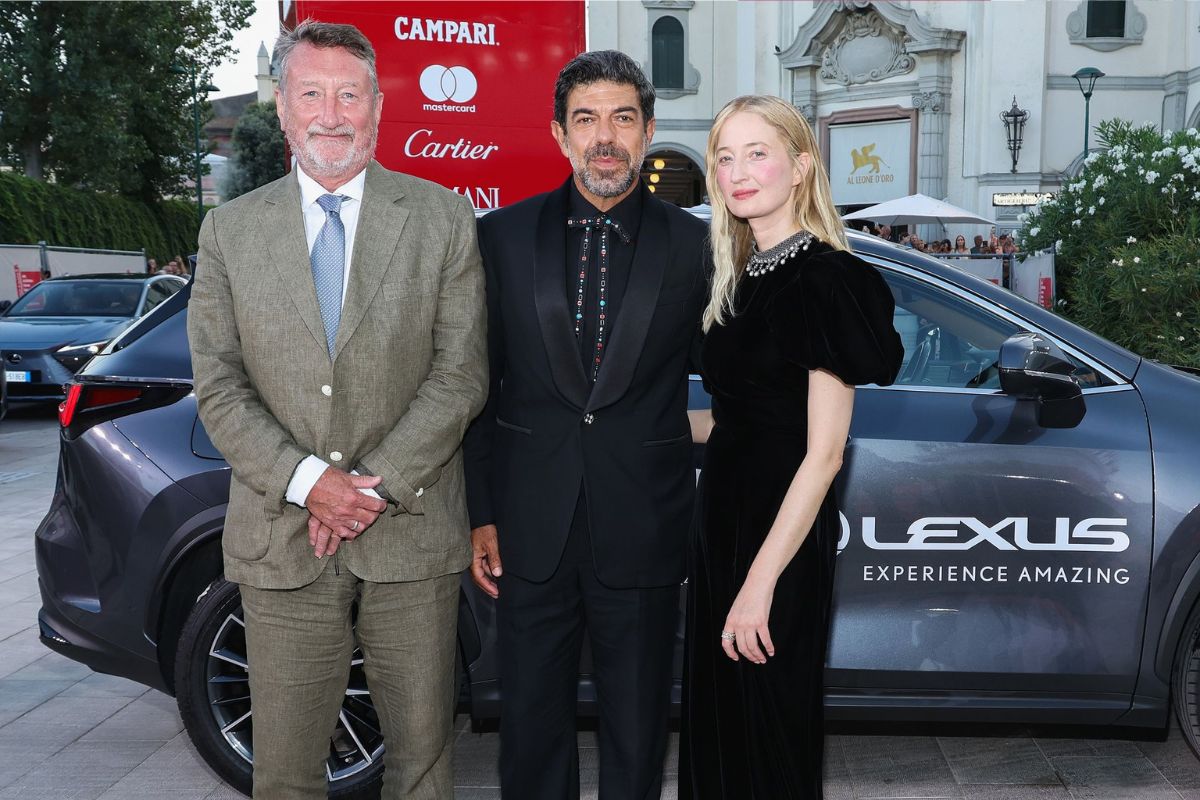 Lexus auto ufficiale Festival cinema Venezia (8)