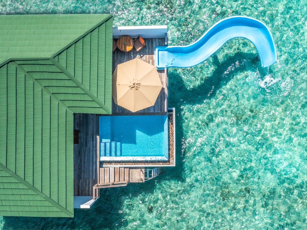 SiyamWorldMaldives_Ocean_Villa_con_piscina_e_scivolo