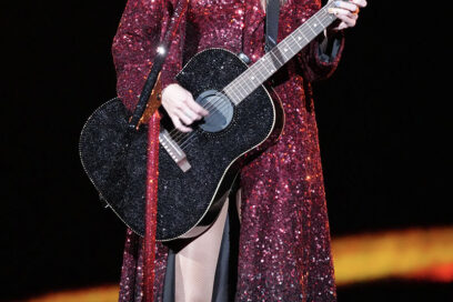 Taylor swift look tour