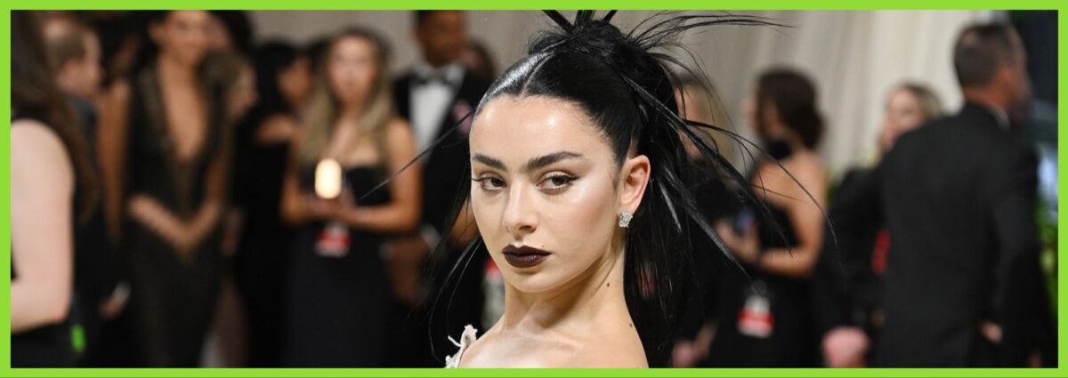 brat nails unghie estate 2024 Charli XCX cover desktop