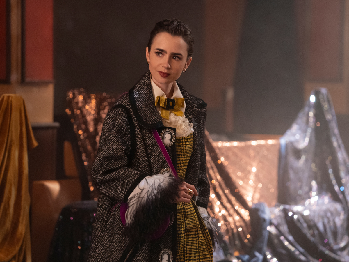 emily in paris look quarta serie 12