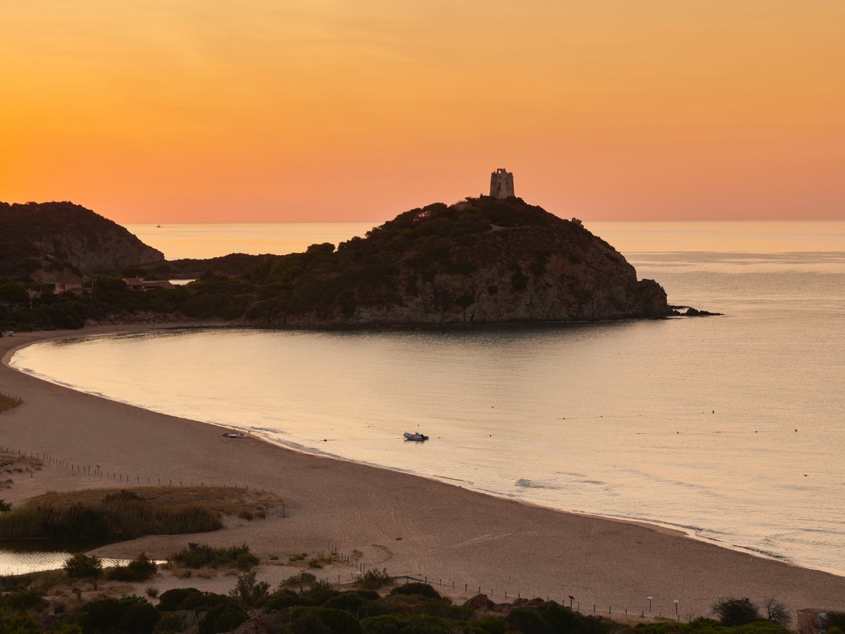mare Conrad Chia Laguna Sardinia_Monte Cogoni Beach_Sunrise Panoramic View