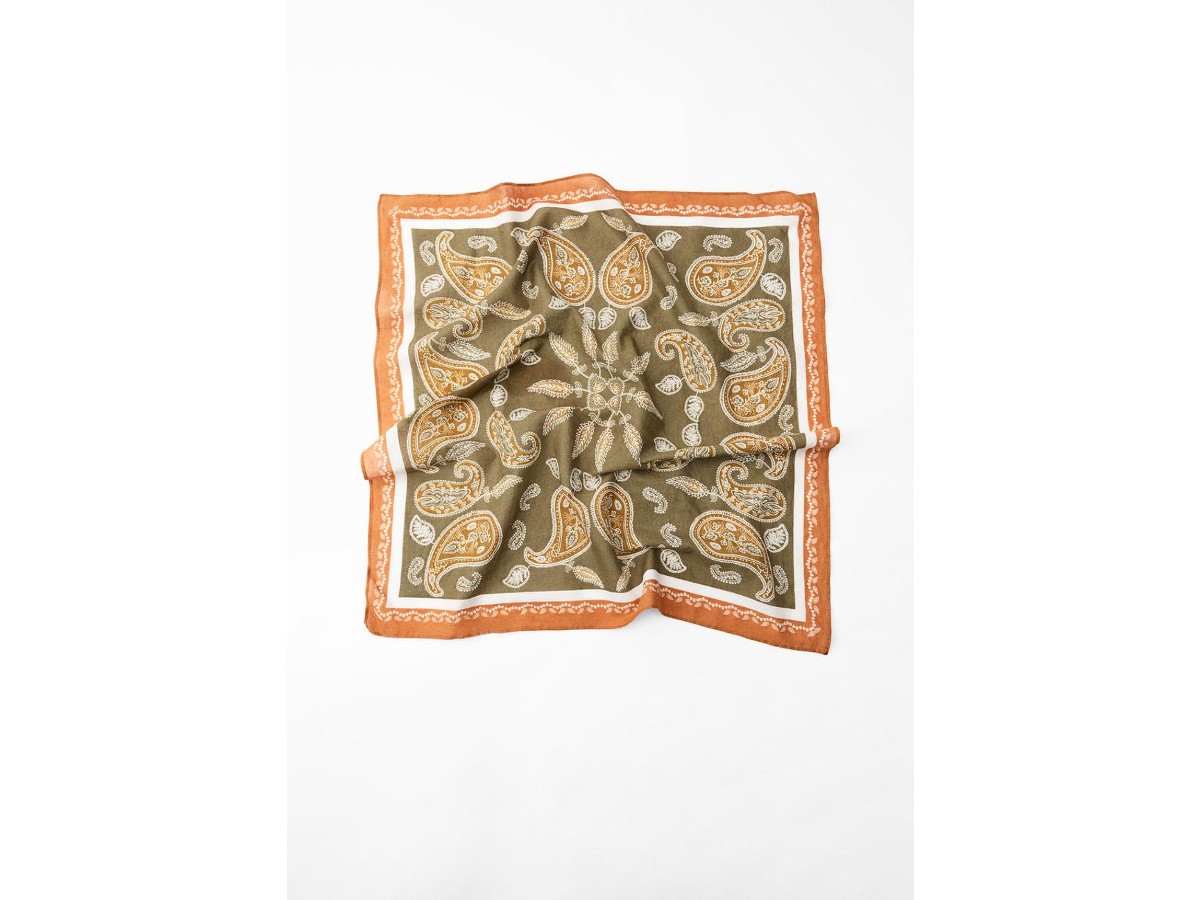 ok Zara – foulard