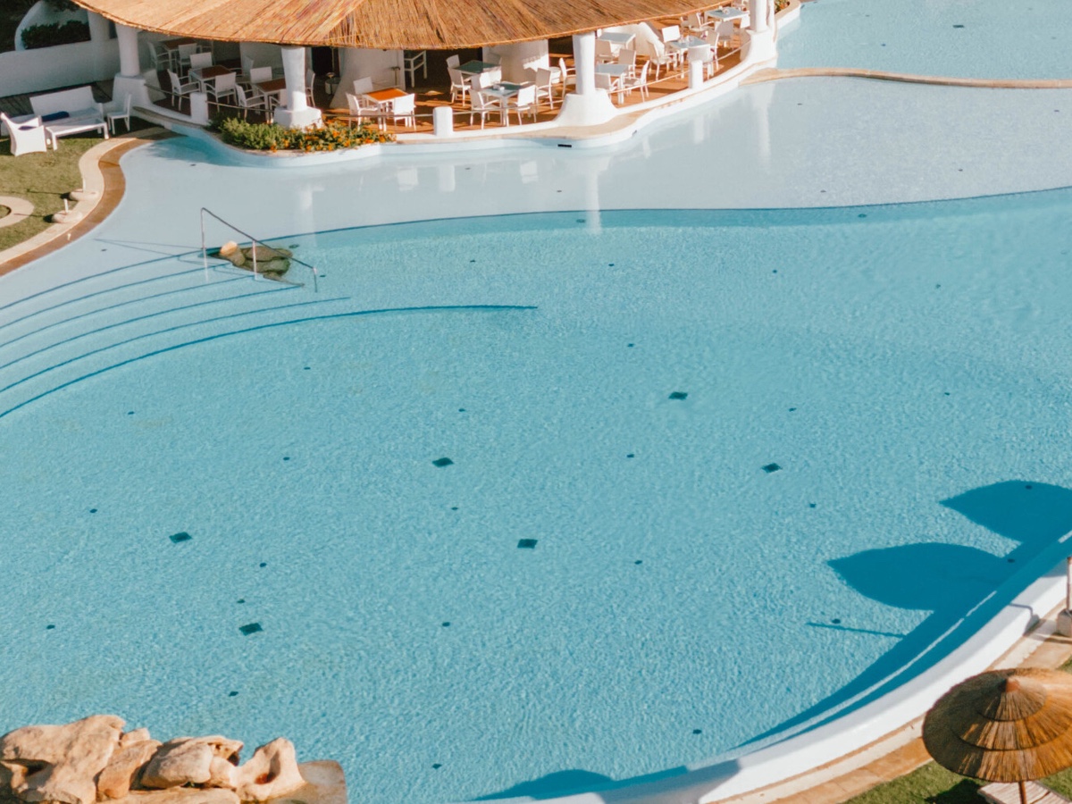 romazzino pool