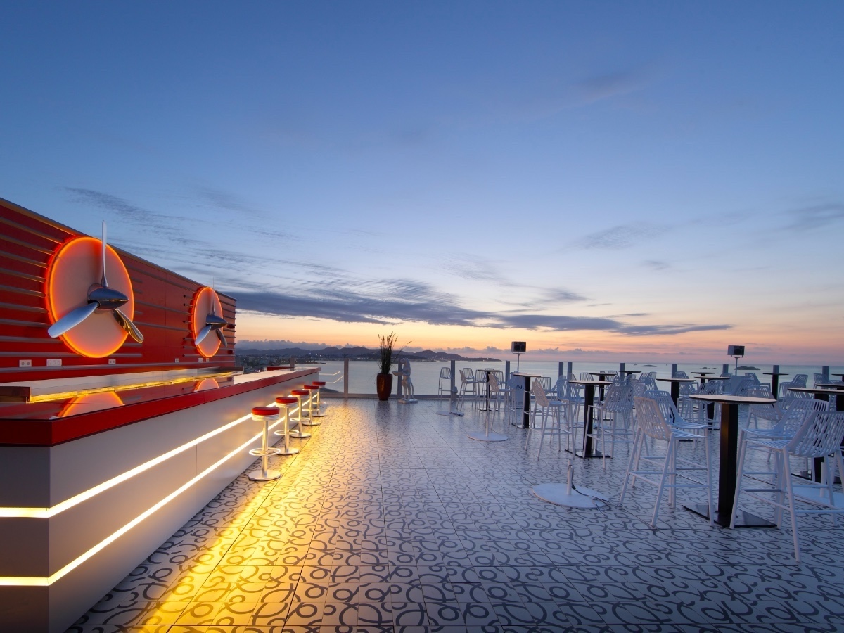 terrazza mare Up Ibiza Sky Society, Ushuaïa Ibiza Beach Hotel