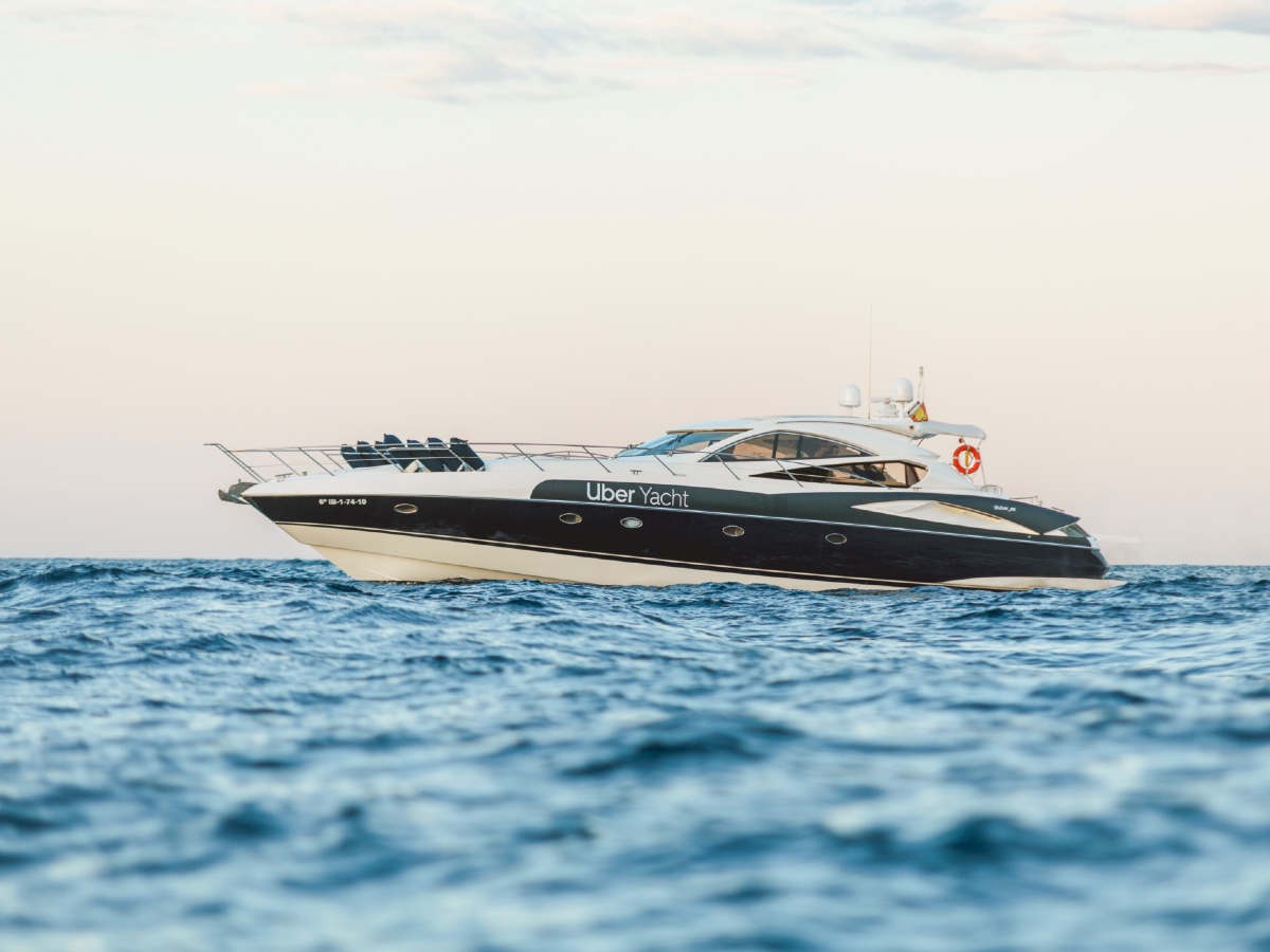 uber-yacht-cosa fare a Ibiza