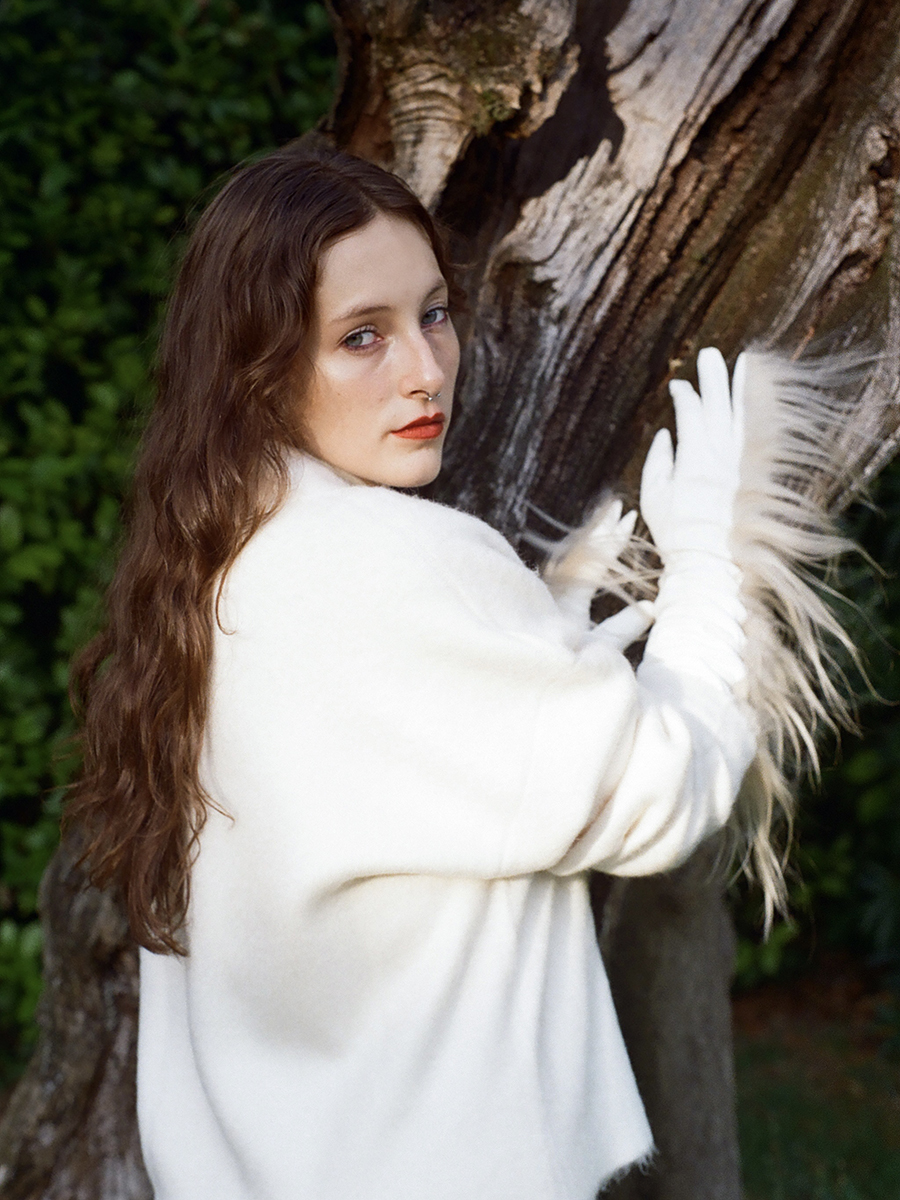 22.Alice
