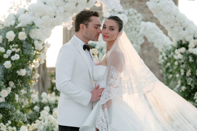 Ed Westwick e Amy Jackson: gli abiti da favola della sposa per il matrimonio in Costiera Amalfitana