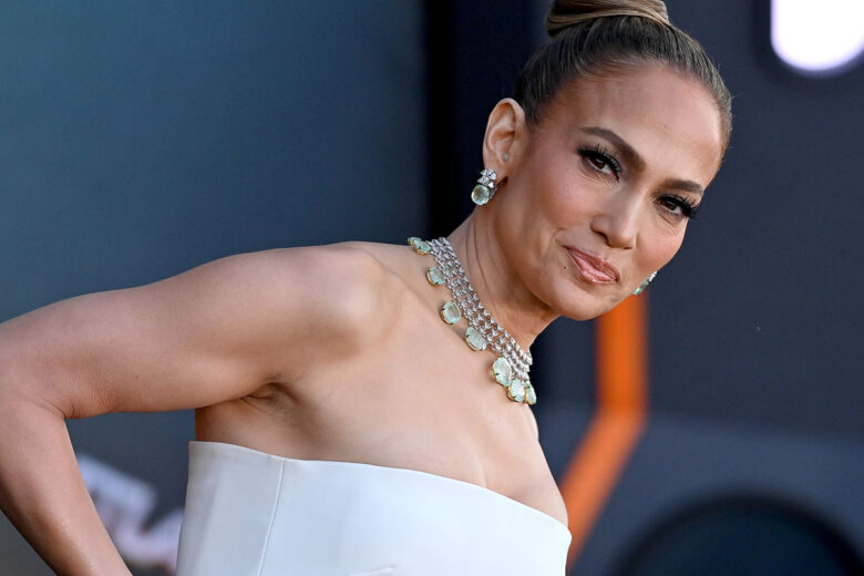 Jennifer Lopez: quando brillare nella bufera è un’arte (e una questione di stile)