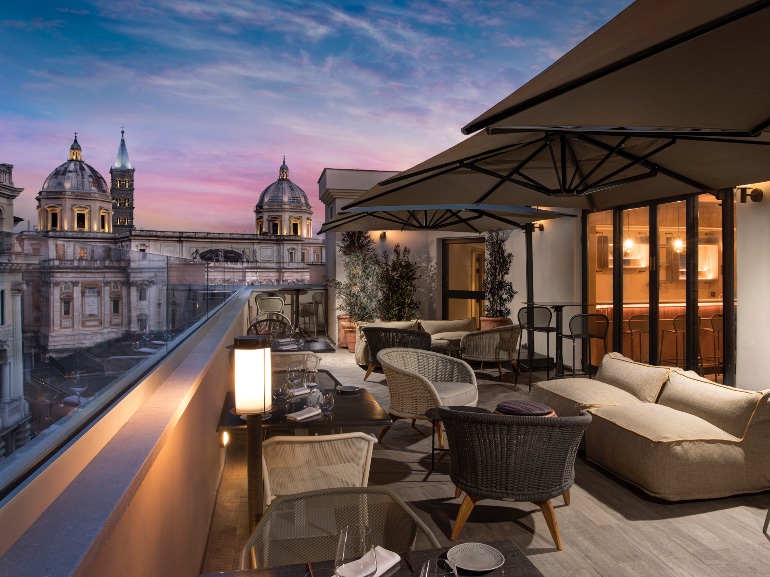 Mùn Rooftop Cocktail Bar Doubletree Rome Monti-2
