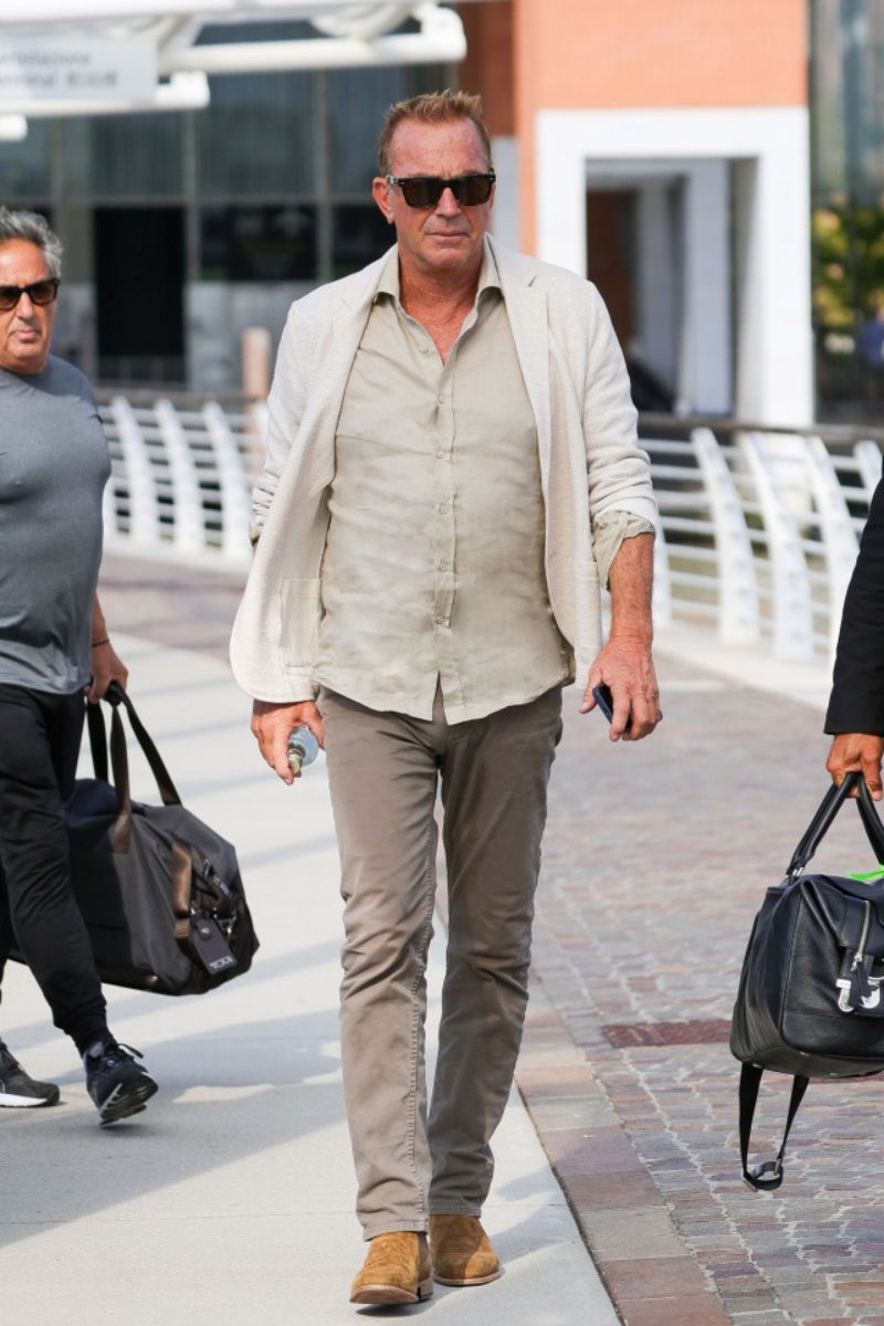 kevin costner venezia falconeri